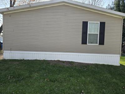 Photo 3 of 3 of home located at 9945 Linda Drive Site #371 Ypsilanti, MI 48197