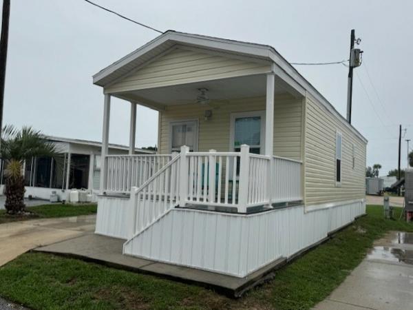 2019 Skyline 2610B6 Mobile Home