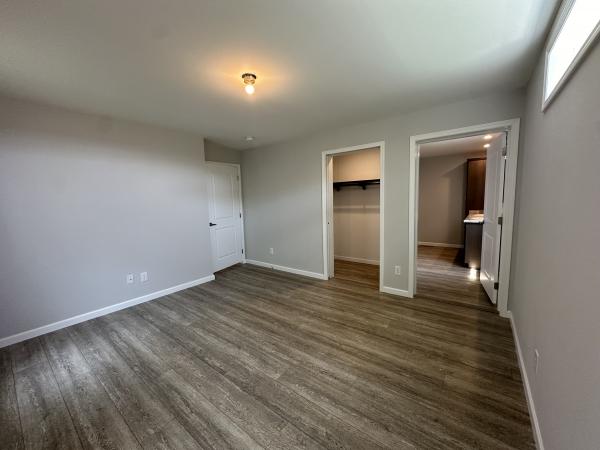 2023 Champion BW8378 Mobile Home