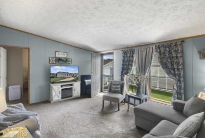 Photo 2 of 16 of home located at 13482 Pear Carleton, MI 48117
