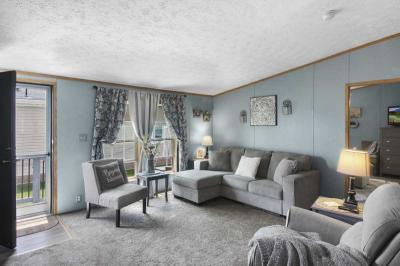 Photo 3 of 16 of home located at 13482 Pear Carleton, MI 48117