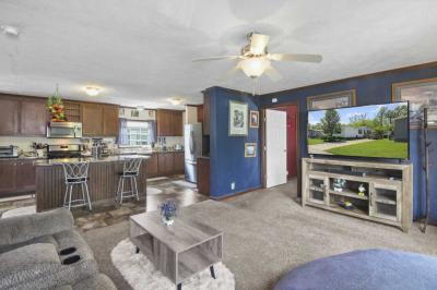 Photo 3 of 20 of home located at 29878 Meadow Gibraltar, MI 48173