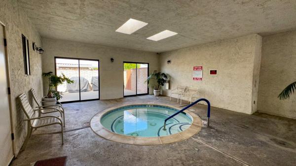 1990 Golden West Homes Country Estate  Home