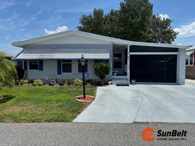 Photo 2 of 33 of home located at 85 Buccaneer Drive Leesburg, FL 34748