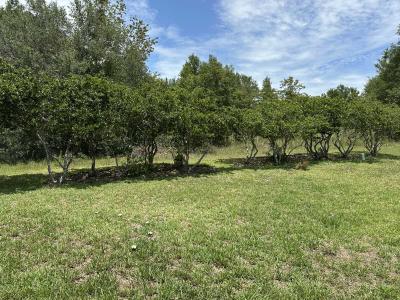 Photo 4 of 20 of home located at 5927 SW 55th Pl Ocala, FL 34476