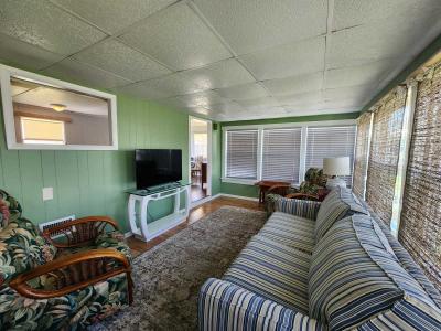 Photo 3 of 17 of home located at 7400 46th Ave N #157 Saint Petersburg, FL 33709