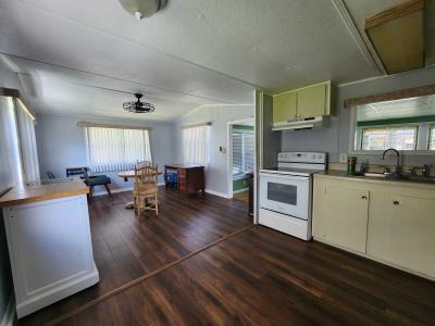 Photo 5 of 17 of home located at 7400 46th Ave N #157 Saint Petersburg, FL 33709