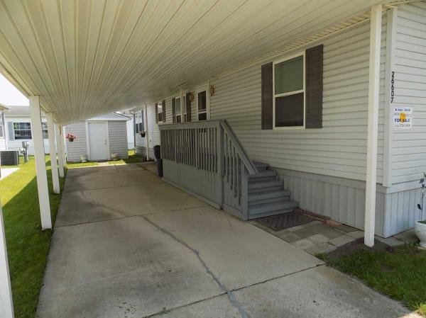1998 Skyline Manufactured Home