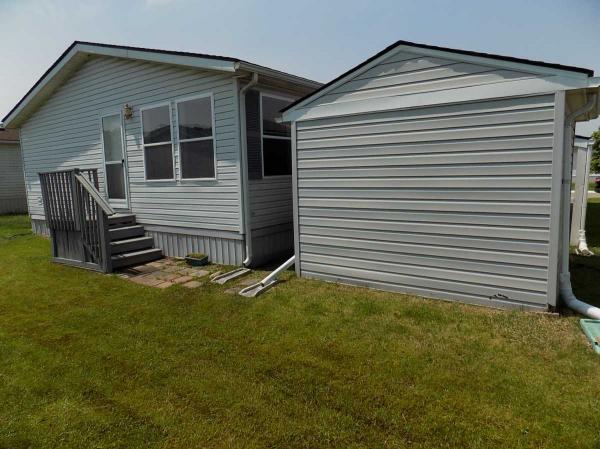 1998 Skyline Manufactured Home