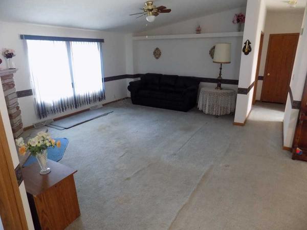 1998 Skyline Manufactured Home
