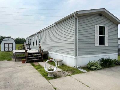 Mobile Home at 1610 Loveland Ct. Valparaiso, IN 46385