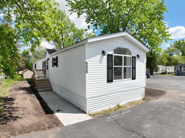 1999 Four Seasons Manufactured Home