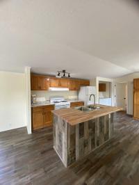 1999 Four Seasons Manufactured Home