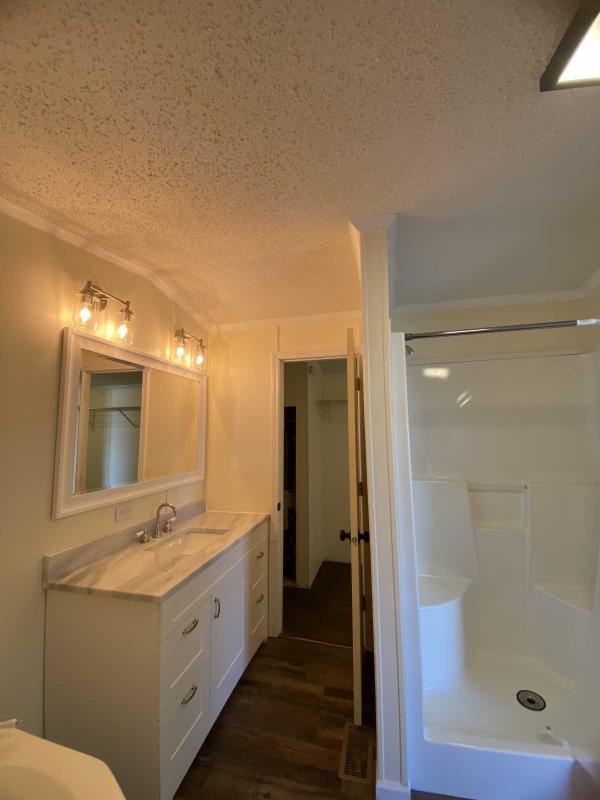1999 Four Seasons Manufactured Home