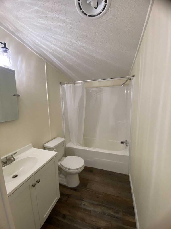 1999 Four Seasons Manufactured Home