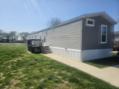 Mobile Home at 99 Holiday Mobile Home Park Pontoon Beach, IL 62040