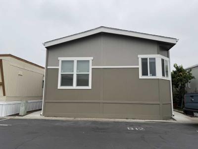 Photo 4 of 15 of home located at 24725 Pennsylvania Avenue, #B12 Lomita, CA 90717