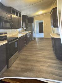 2016 Champion 09-TC-1806B Manufactured Home