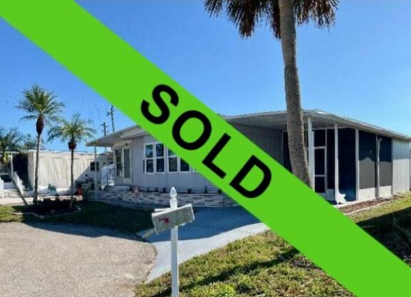 Photo 1 of 2 of home located at 986 Montego Venice, FL 34285
