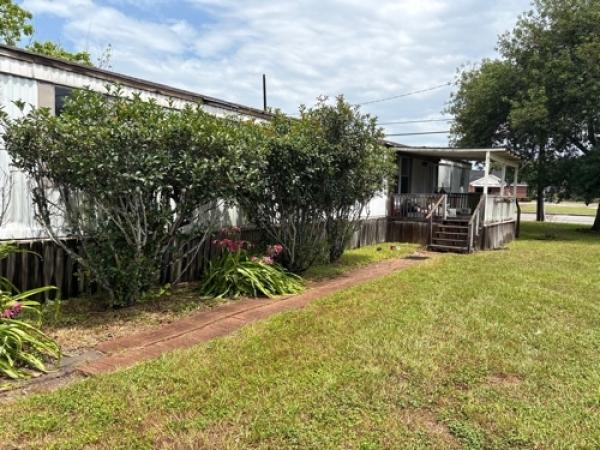 1999 RIVERBEND Mobile Home For Sale