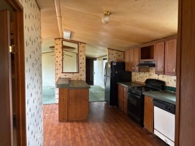 Photo 3 of 18 of home located at 2807 Lone Tree Rd Victoria, TX 77901