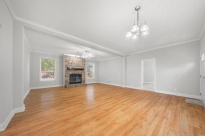 Photo 5 of 21 of home located at 601 Broadway St Augusta, AR 72006