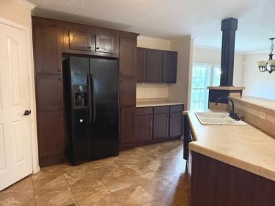 Photo 4 of 14 of home located at 2870 Highway 1 Benoit, MS 38725