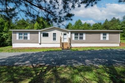 Mobile Home at 2147 Dobbins Mill Rd Elkin, NC 28621