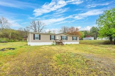Mobile Home at 201 N 6th St Coal Hill, AR 72832