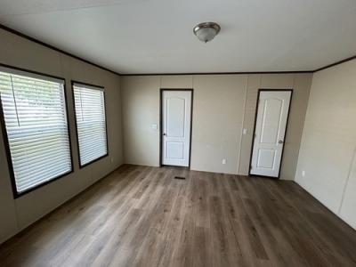 Photo 4 of 7 of home located at 53 Cotton Bayou Cir Baytown, TX 77523