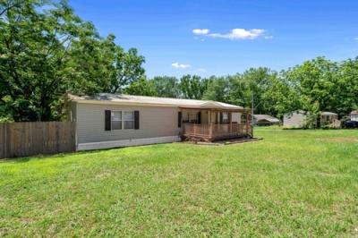 Mobile Home at 203 Gough St Malvern, AR 72104