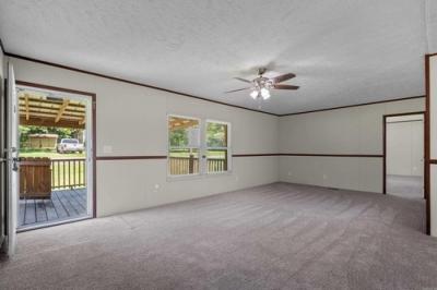 Photo 4 of 26 of home located at 203 Gough St Malvern, AR 72104
