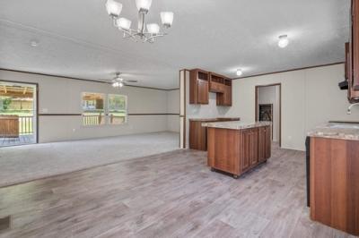 Photo 5 of 26 of home located at 203 Gough St Malvern, AR 72104