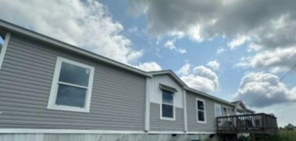 2020 FARMHOUSE BREEZE 72 Mobile Home For Sale