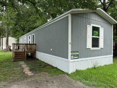 Mobile Home at 12500 Aldine Westfield Rd Trlr 15 Houston, TX 77039