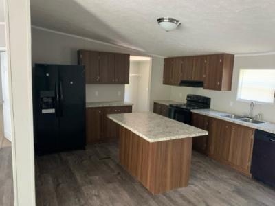 Photo 4 of 7 of home located at 301 Edwards Ln Rockwood, TN 37854