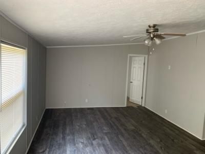 Photo 5 of 7 of home located at 301 Edwards Ln Rockwood, TN 37854