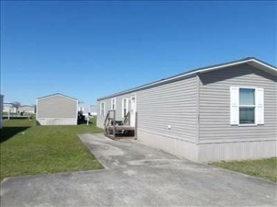 Mobile Home at 2899 Sugarloaf Dr Tr Lake Charles, LA 70607