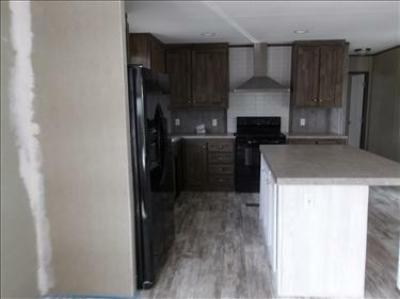 Photo 3 of 10 of home located at 2899 Sugarloaf Dr Tr Lake Charles, LA 70607