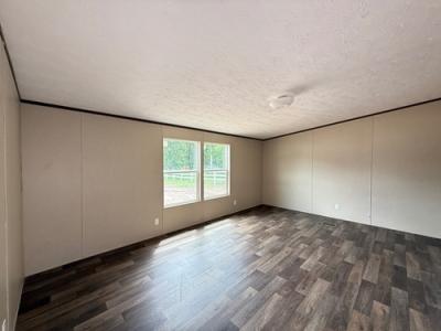 Photo 5 of 11 of home located at 11770 Fm Rd 2432 Willis, TX 77378