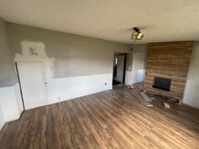 Photo 2 of 12 of home located at 5720 Rendon Bloodworth Rd Fort Worth, TX 76140