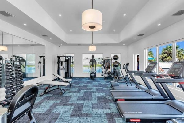 1985 Palm Harbor Manufactured Home