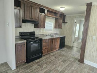 Photo 3 of 5 of home located at 1234 Reynolds Road, #216 Lakeland, FL 33801