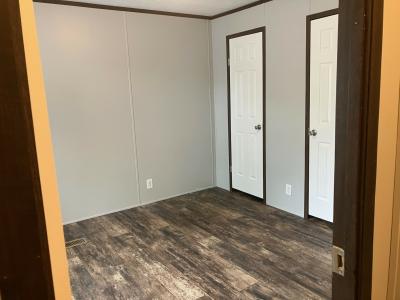 Photo 5 of 8 of home located at 100 Harvard Auburn Hills, MI 48326
