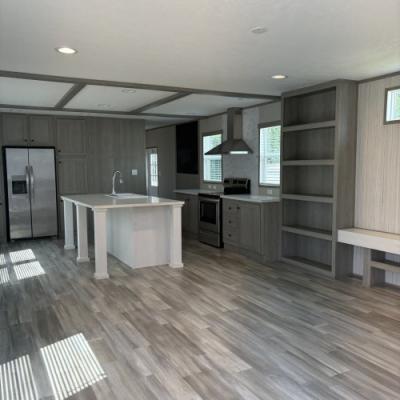 Photo 5 of 8 of home located at 315 Sycamore Loop Campbellsville, KY 42718