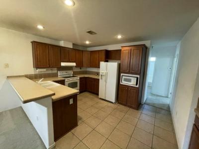 Photo 2 of 20 of home located at 2401 W. Southern Ave. #144 Tempe, AZ 85282