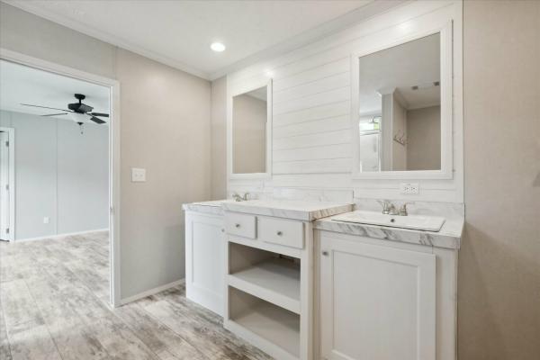 2025 Clayton 73 Savannah Living  Home