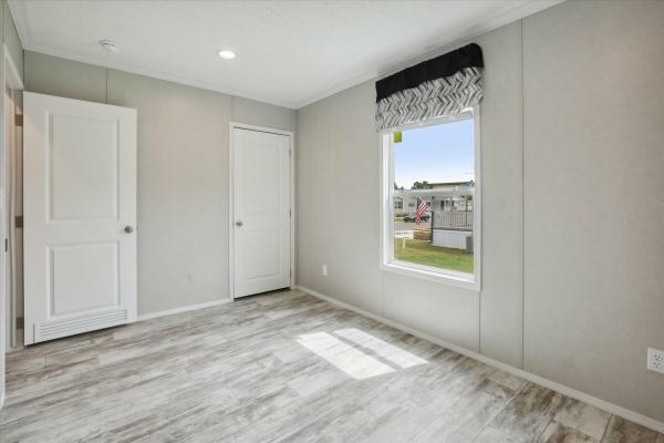 2025 Clayton 73 Savannah Living  Home