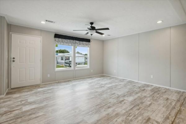 2025 Clayton 73 Savannah Living  Home