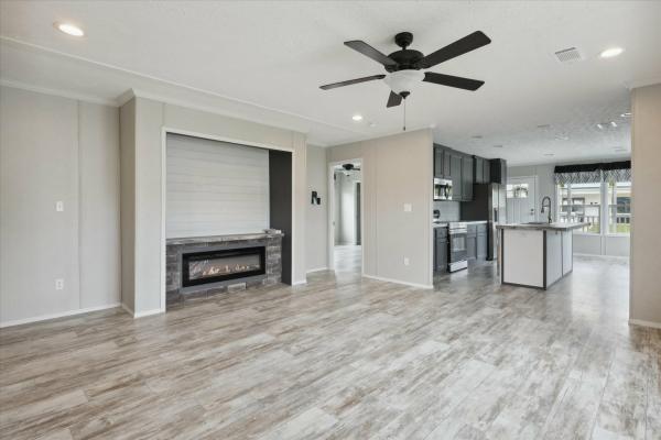 2025 Clayton 73 Savannah Living  Home